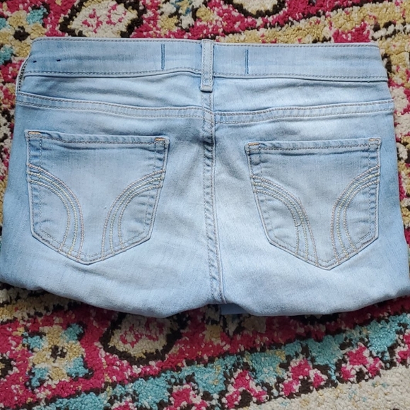 👖 Hollister Jean's 👖 - Picture 2 of 4